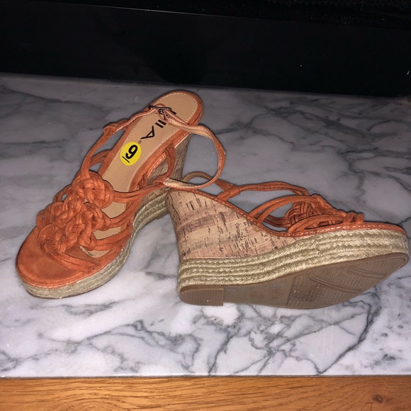 Suede Tangerine platform espadrille sandal - Picture 2 of 5